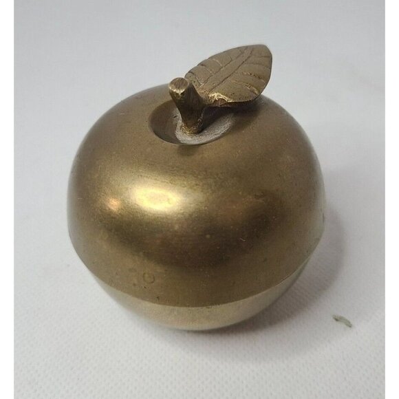 Vintage Solid Brass Small Apple Shaped Storage Trinket Keepsake Box Leaf Lid MCM - Picture 1 of 8